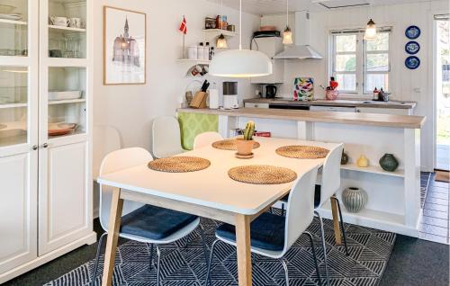 Lyngsbæk Strand House | 1 Bedroom Beautiful Home In Ebeltoft