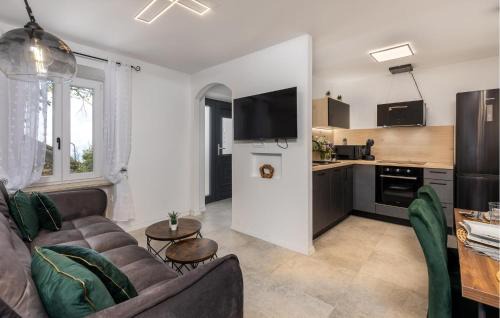 Hreljin House | 1 Bedroom Beautiful Home In Hreljin