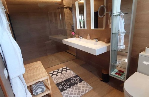 Le Cailar Bed & Breakfast | 1 Bedroom Bed & breakfast in Le Cailar