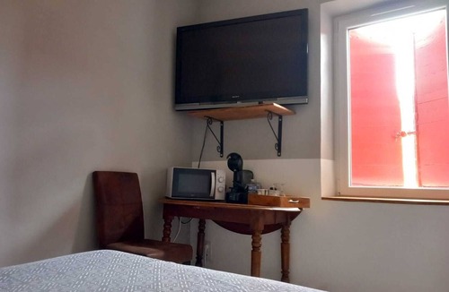 Volx Bed & Breakfast | 1 Bedroom Bed & breakfast in Volx