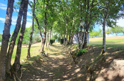 Engayrac Cabin | 1 Bedroom Cabin in Engayrac