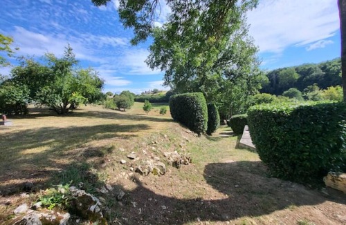 Engayrac Cabin | 1 Bedroom Cabin in Engayrac