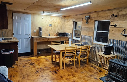 Redfield Cabin | 1-bedroom cabin in Redfield