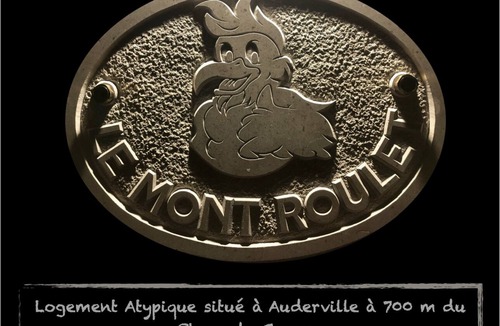 Auderville Ski Chalet | 1 Bedroom Chalet in La Hague