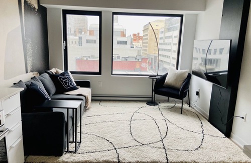 Latin Quarter Condo | 1-bedroom condo apartment in the Quartier des Spectacles
