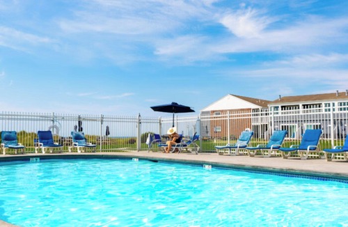 West Harwich Condo | 1 Bedroom Condo, Dennis Port, Edgewater Beach Resort!