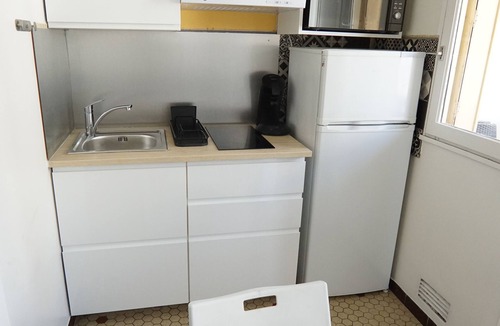 Aubervilliers Condo | 1 Bedroom Condo in Aubervilliers