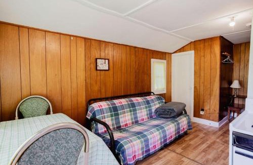 Bobcaygeon House | 1-Bedroom Cottage #2 - Ambleside