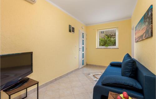 Pobri Apartment | 1 Bedroom Cozy Apartment In Pobri