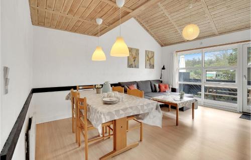 Ristinge House | 1 Bedroom Cozy Home In Humble