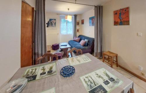 Touvois House | 1 Bedroom Cozy Home In Touvois