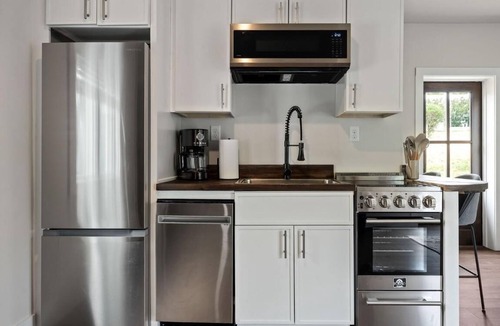 Allons Cottage | 1 Bedroom Driftwood Cottage 1 - One bedroom, one murphy bed, one sleeper sofa, with kitchenette