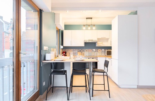 Faubourg de Bethune Apartment | 1-bedroom flat close to CHR and shops