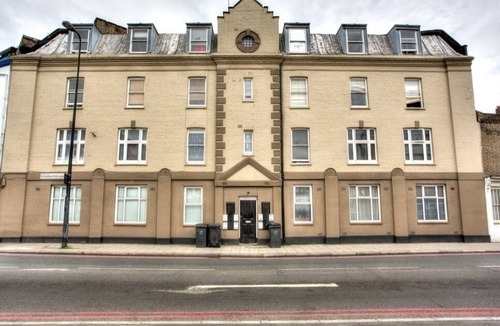 Kennington Apartment | 1 Bedroom Flat Near Elephant and Castle-1EC