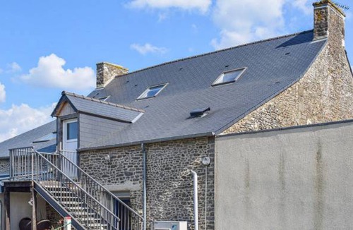 Plouer-sur-Rance Apartment | 1 bedroom accommodation in Plouër sur Rance