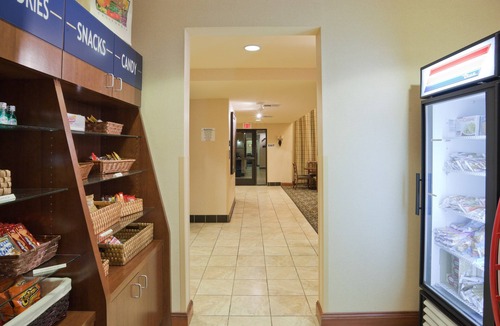 Fairfield Condo | 1 Bedroom | Free Breakfast. Pool & Hot Tub