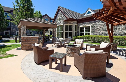 Fairfield Condo | 1 Bedroom | Free Breakfast. Pool & Hot Tub