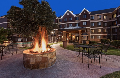 South Tulsa Condo | 1 Bedroom | Free Breakfast + Fitness Center