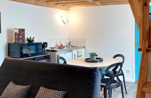 Neuilly-le-Vendin Apartment | 1 bedroom gorgeous apartment in Neuilly le Vendin