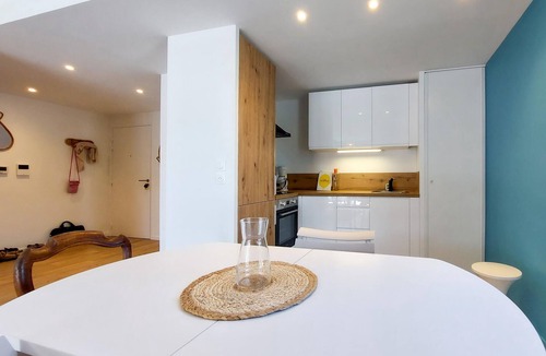 Muzillac Apartment | 1 bedroom gorgeous apartment in Muzillac