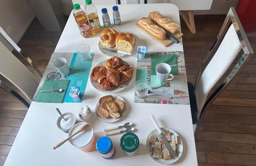 Melun House | 1 Bedroom Homestays In Melun