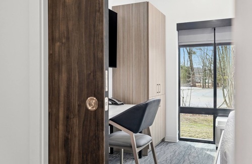 Scarborough Apartment | 1-bedroom hotel suites in Scarborough with essentially stocked kitchens.