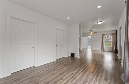 South Bend House | 1-bedroom in South Bend