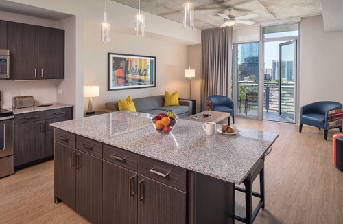 West End Condo | 1 Bedroom in the heart of Austin Amazing Rooftop Pool!
