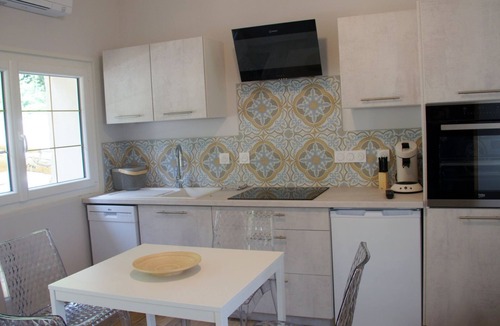 Crest Cabin | 1 Bedroom Lodge in CREST