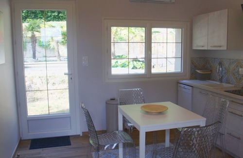 Crest Cabin | 1 Bedroom Lodge in CREST