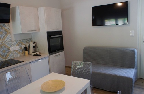 Crest Cabin | 1 Bedroom Lodge in CREST