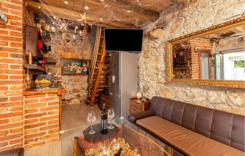 Drivenik House | 1 Bedroom Lovely Home In Drivenik