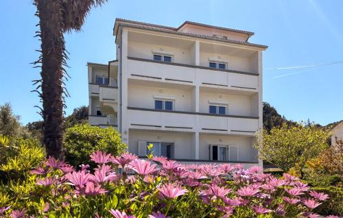 Rab Town Apartment | 1 Bedroom Lovely Apartment In Rab Supdraga