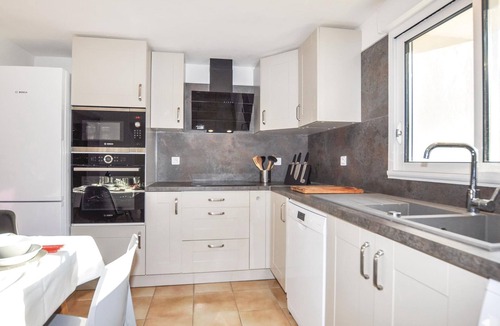 Vinassan Apartment | 1 bedroom nice apartment in Vinassan