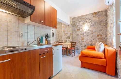 Kucice Apartment | 1 bedroom nice apartment in Svinisce