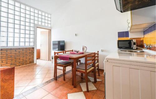 Mandre Apartment | 1 Bedroom Nice Apartment In Mandre