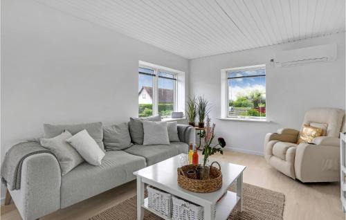 Ronne House | 1 Bedroom Nice Home In Rønne