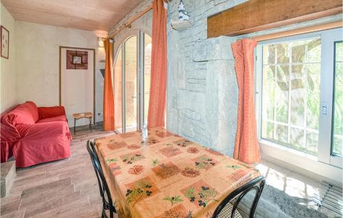 Nyons Apartment | 1 Bedroom Pet Friendly Apartment In Nyons