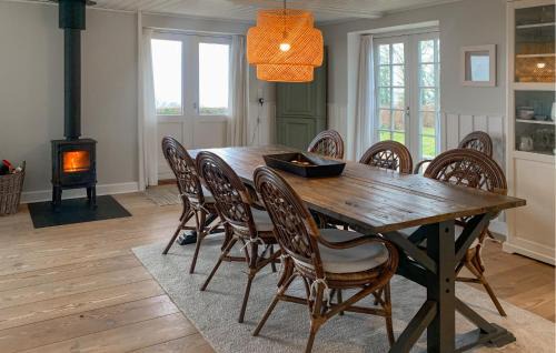 Lyngsbæk Strand House | 1 Bedroom Pet Friendly Home In Ebeltoft