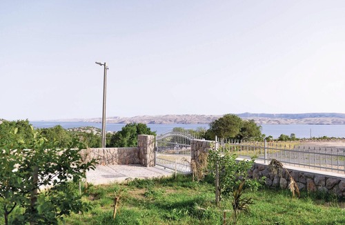 Cesarica Apartment | 1 bedroom pet friendly apartment in Cesarica