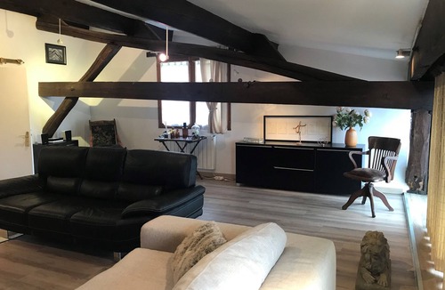 Viarmes House | 1 Bedroom Private vacation home in Viarmes