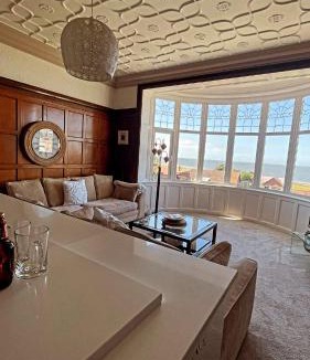 New Brighton Apartment | 1 Bedroom Sea side luxury