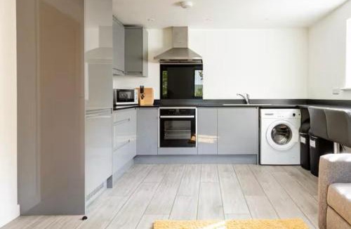 Ide Apartment | 1 bedroom self contained separate Annexe in Exeter