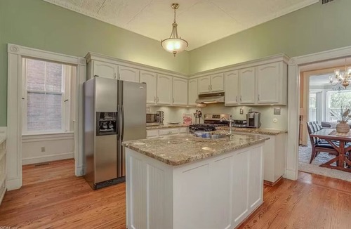 Ghent House | 1-Bedroom Shared Bath in Historic Victorian Home