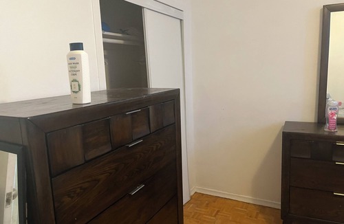 The Peanut House | 1 bedroom shared kitchen and bathroom