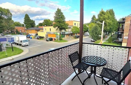 Maizerets Apartment | 1 bedroom + Sofa bed + Wifi + Free street parking