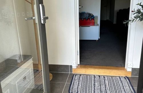 Clyde North Apartment | 1 bedroom studio apartment in Clyde North with WiFi