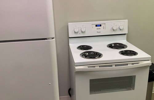 Blue Jay Apartment | 1 Bedroom studio apartment