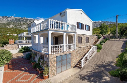 Senj Apartment | 1 bedroom stunning apartment in Jablanac