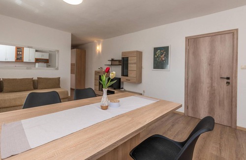 Nevidane Apartment | 1 bedroom stunning apartment in Nevidane